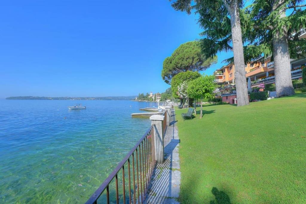Appartamento 33 Rose Gardone Riviera Exterior foto